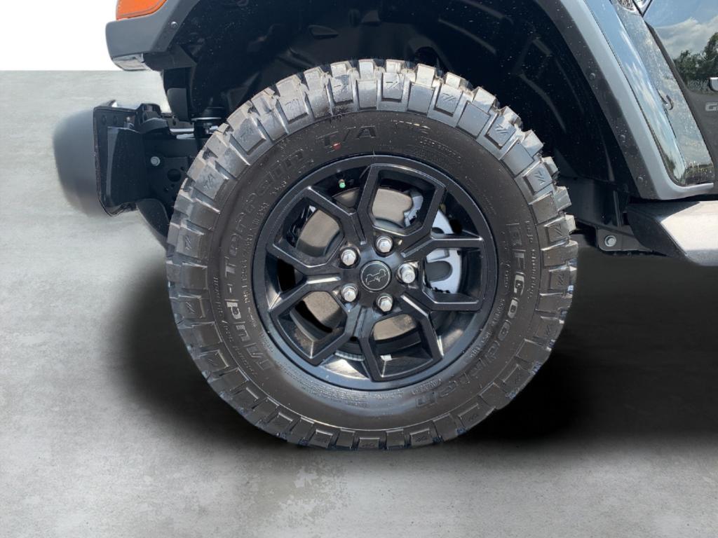 new 2025 Jeep Gladiator car, priced at $44,491