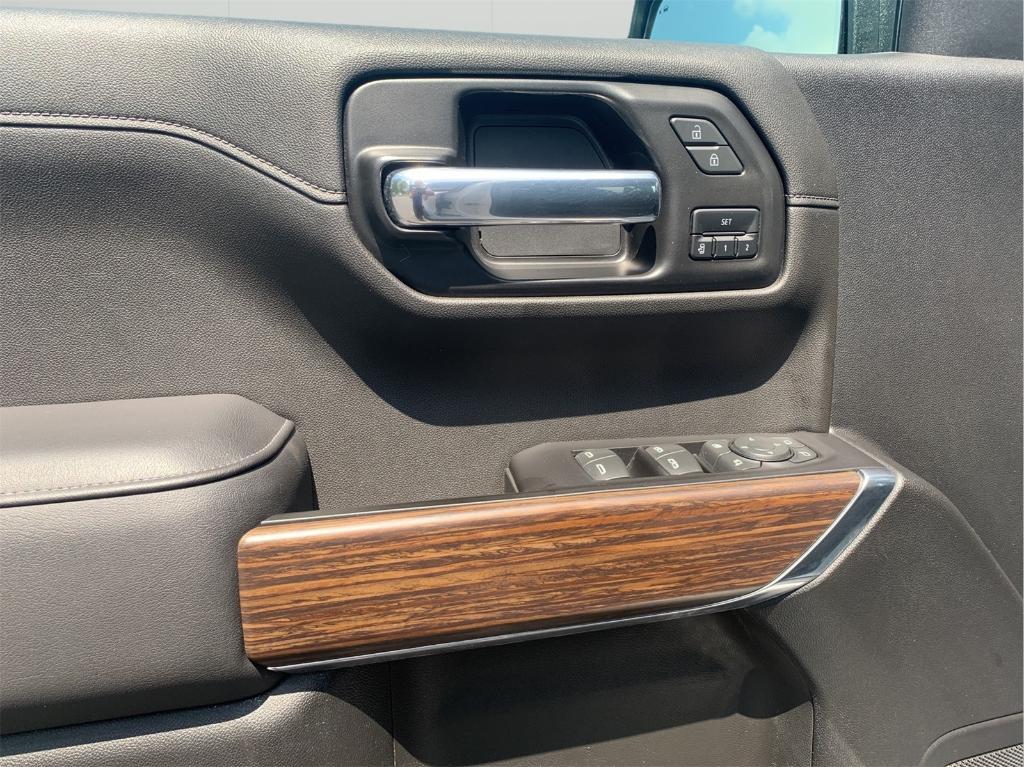 used 2022 Chevrolet Silverado 1500 Limited car, priced at $40,995