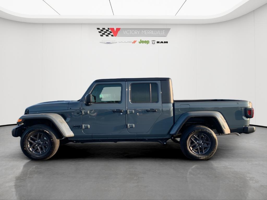 new 2025 Jeep Gladiator car, priced at $42,899