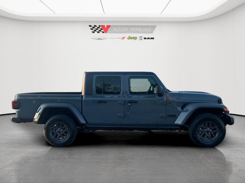 new 2025 Jeep Gladiator car, priced at $42,899
