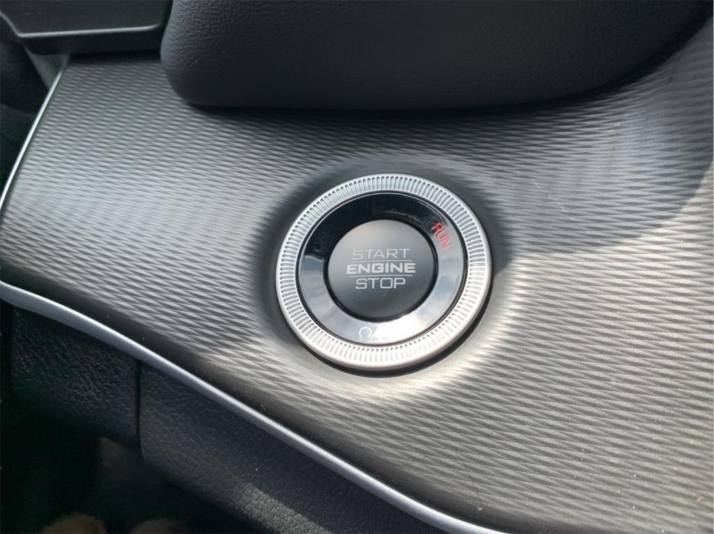 new 2025 Jeep Grand Cherokee car, priced at $39,114