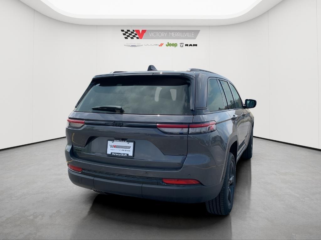 new 2025 Jeep Grand Cherokee car, priced at $39,114