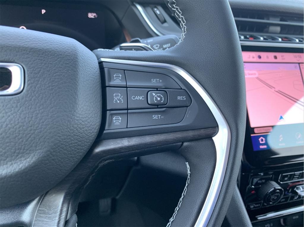 new 2025 Jeep Grand Cherokee car, priced at $47,092
