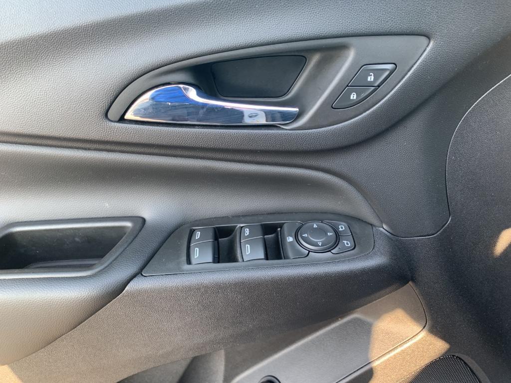 used 2022 Chevrolet Equinox car, priced at $20,055