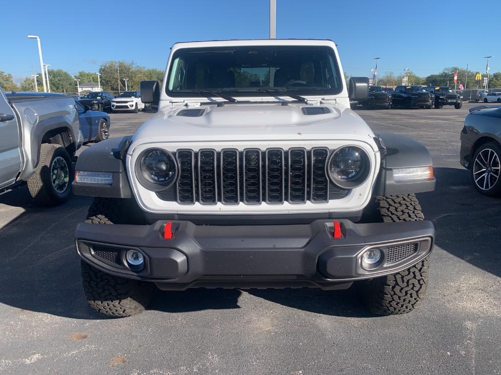 new 2025 Jeep Wrangler car, priced at $49,351