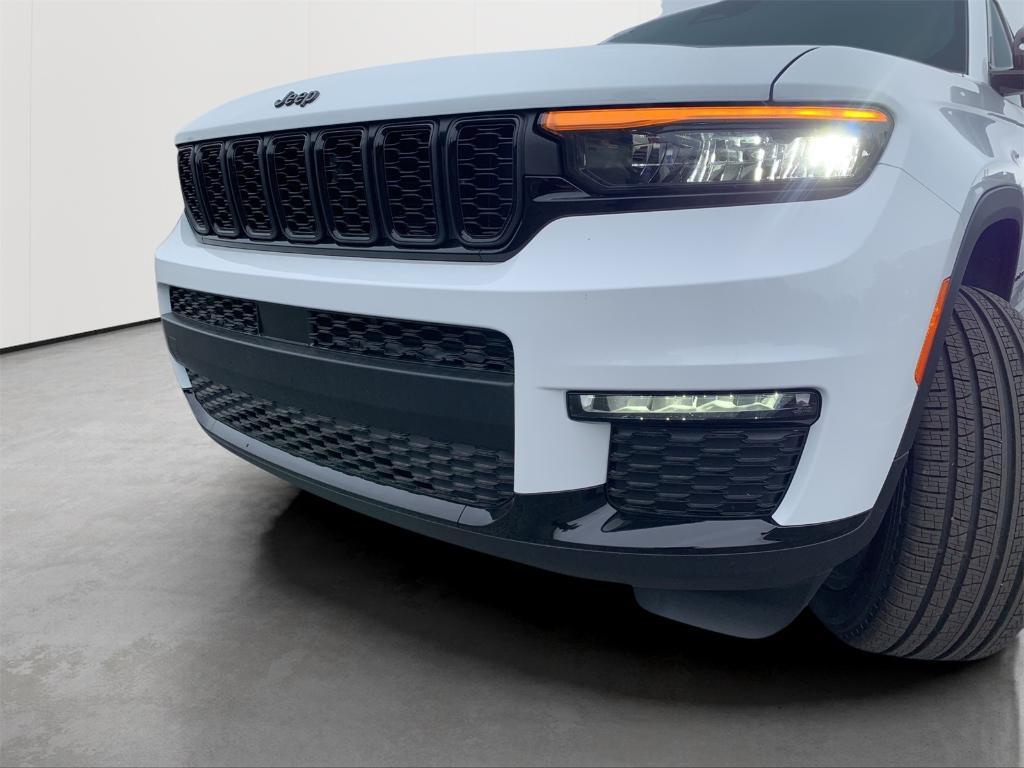 new 2025 Jeep Grand Cherokee L car, priced at $47,856