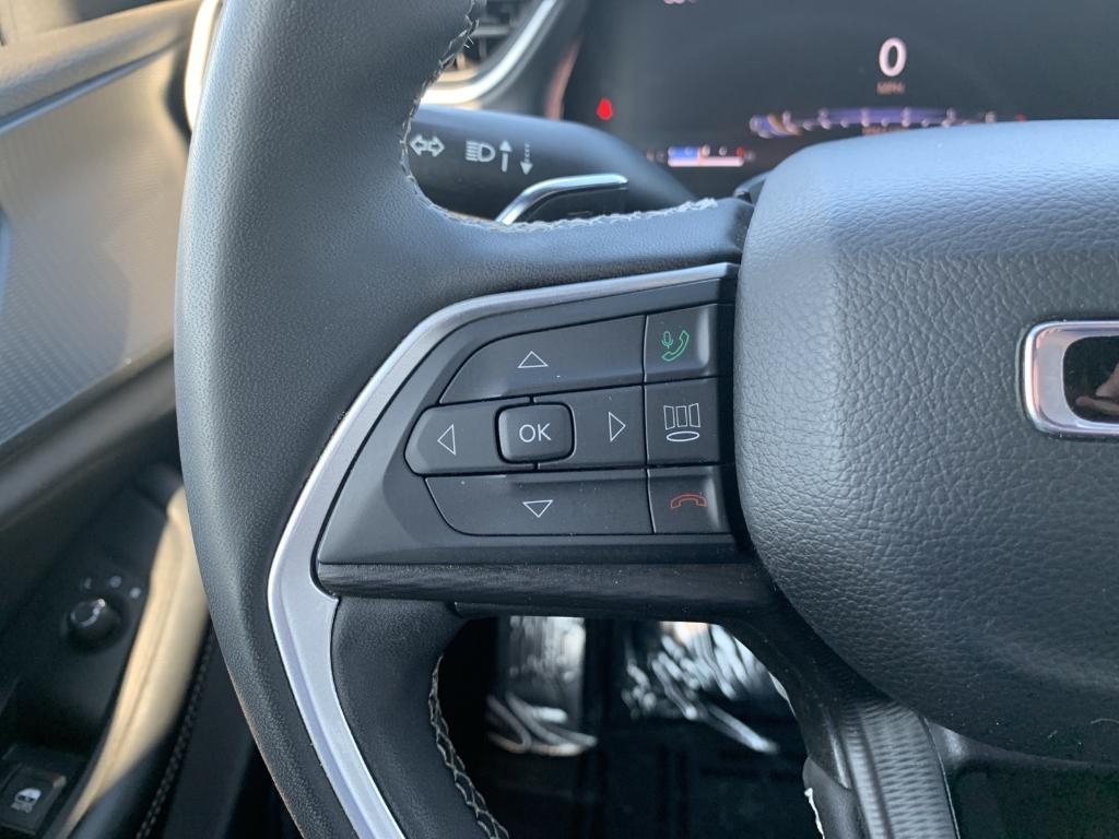 used 2024 Jeep Grand Cherokee L car, priced at $33,999
