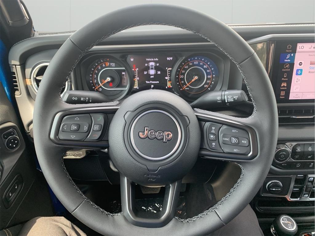 new 2025 Jeep Gladiator car, priced at $44,851