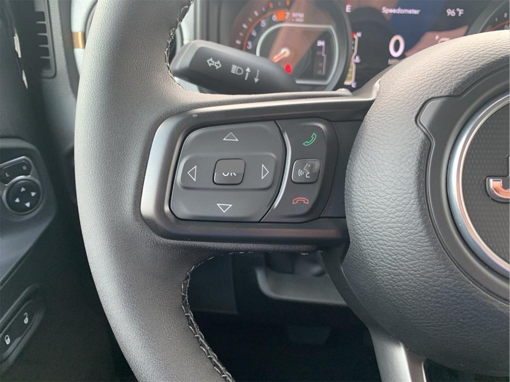 new 2025 Jeep Wrangler car, priced at $43,048