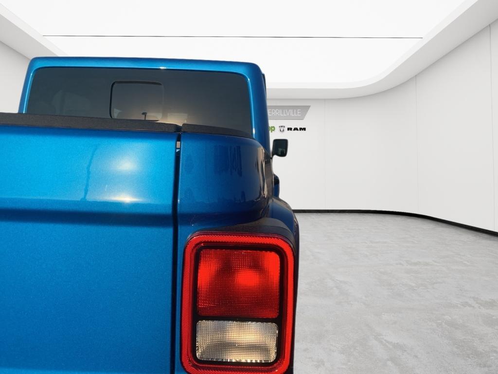 new 2025 Jeep Gladiator car, priced at $43,290