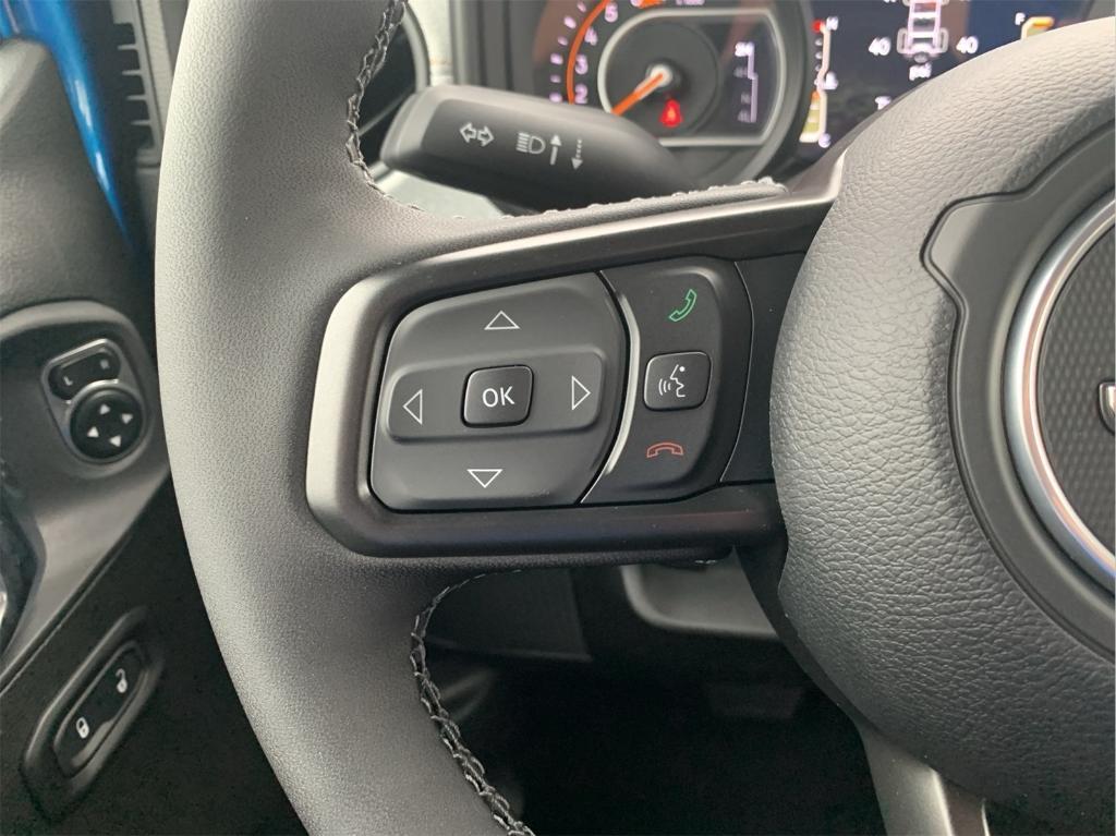 new 2025 Jeep Wrangler car, priced at $43,048