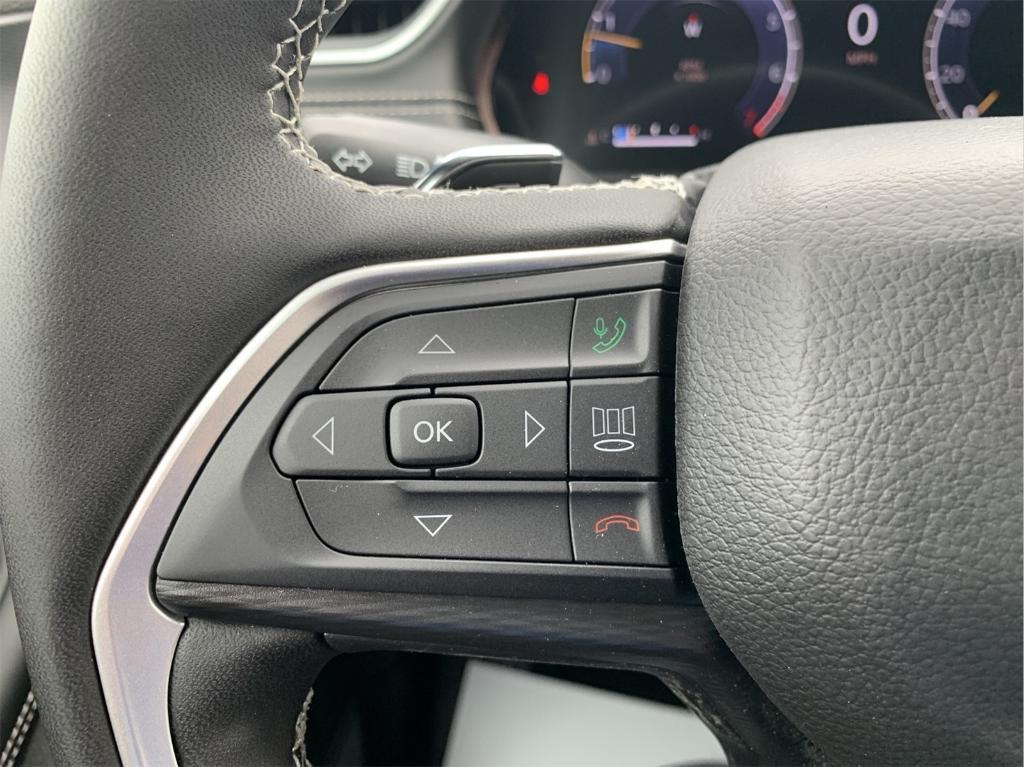 new 2025 Jeep Grand Cherokee L car, priced at $42,427