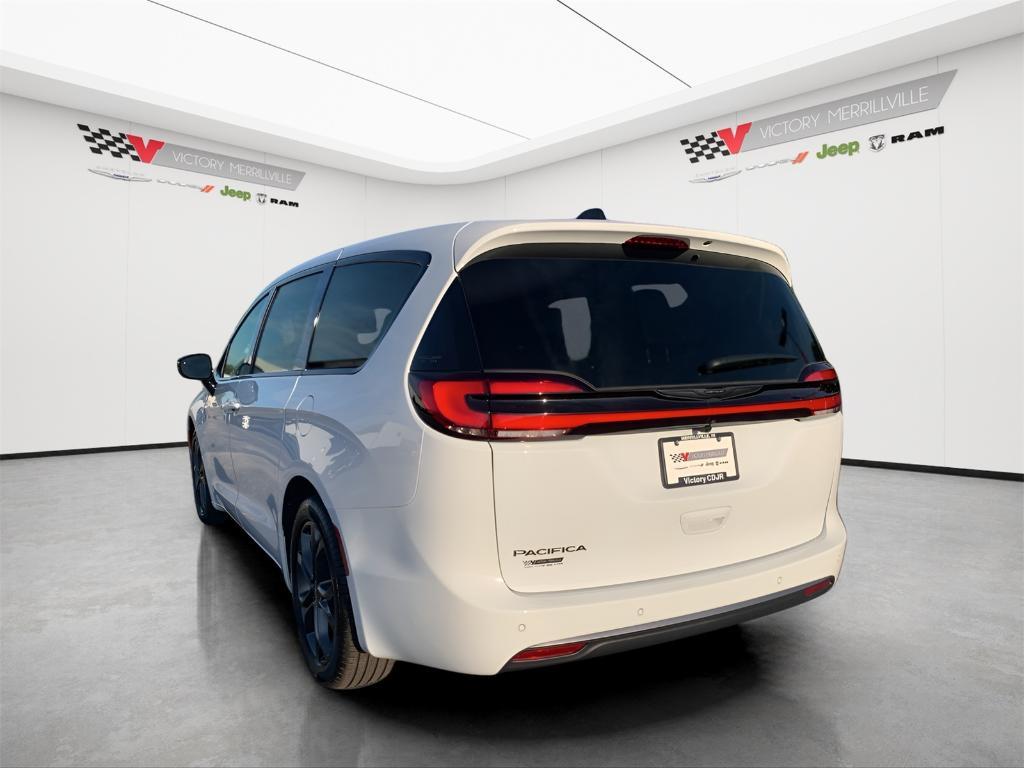 new 2026 Chrysler Pacifica car, priced at $37,498