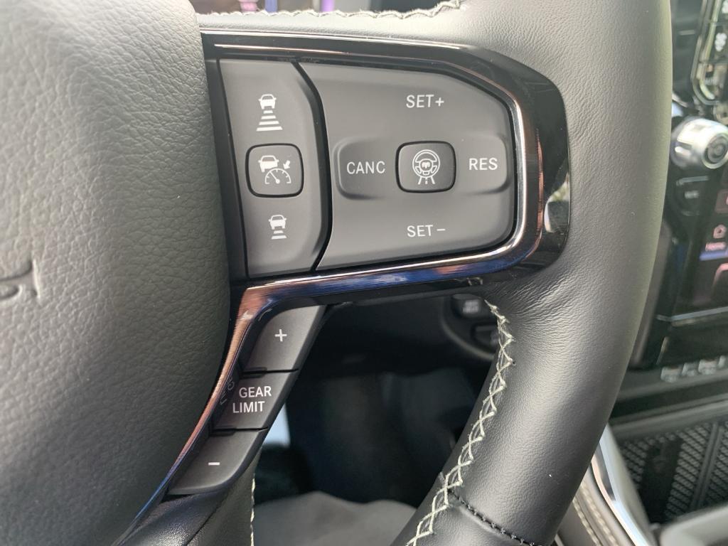 new 2025 Ram 1500 car, priced at $72,115