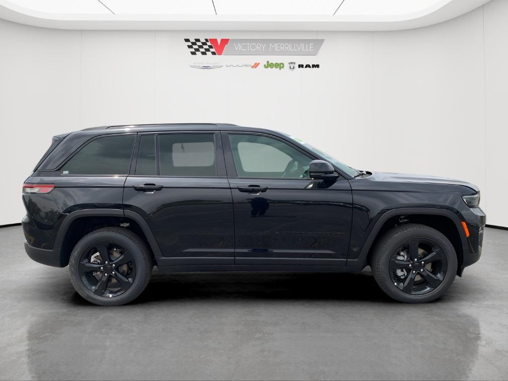 new 2025 Jeep Grand Cherokee car, priced at $46,709