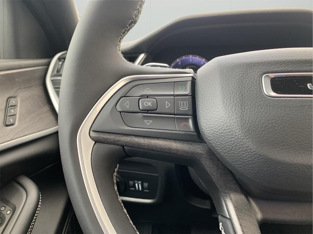 new 2025 Jeep Grand Cherokee car, priced at $46,709
