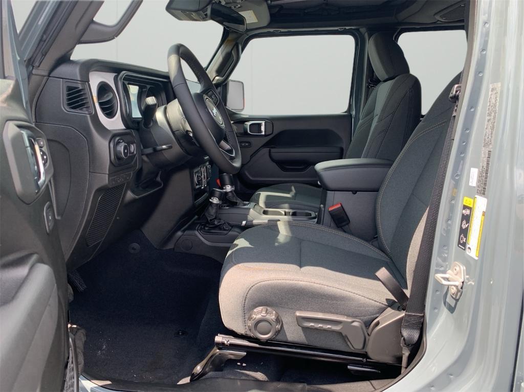 new 2025 Jeep Wrangler car, priced at $43,048