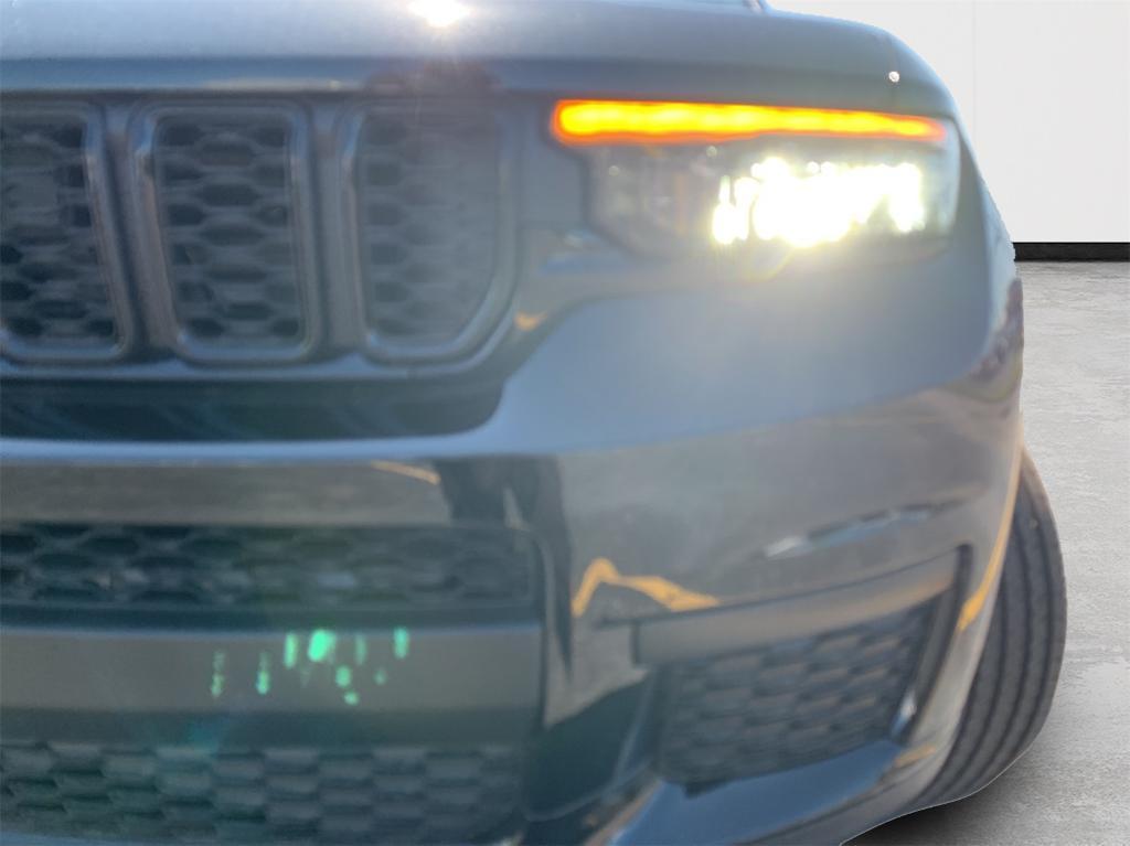 new 2025 Jeep Grand Cherokee L car, priced at $43,324