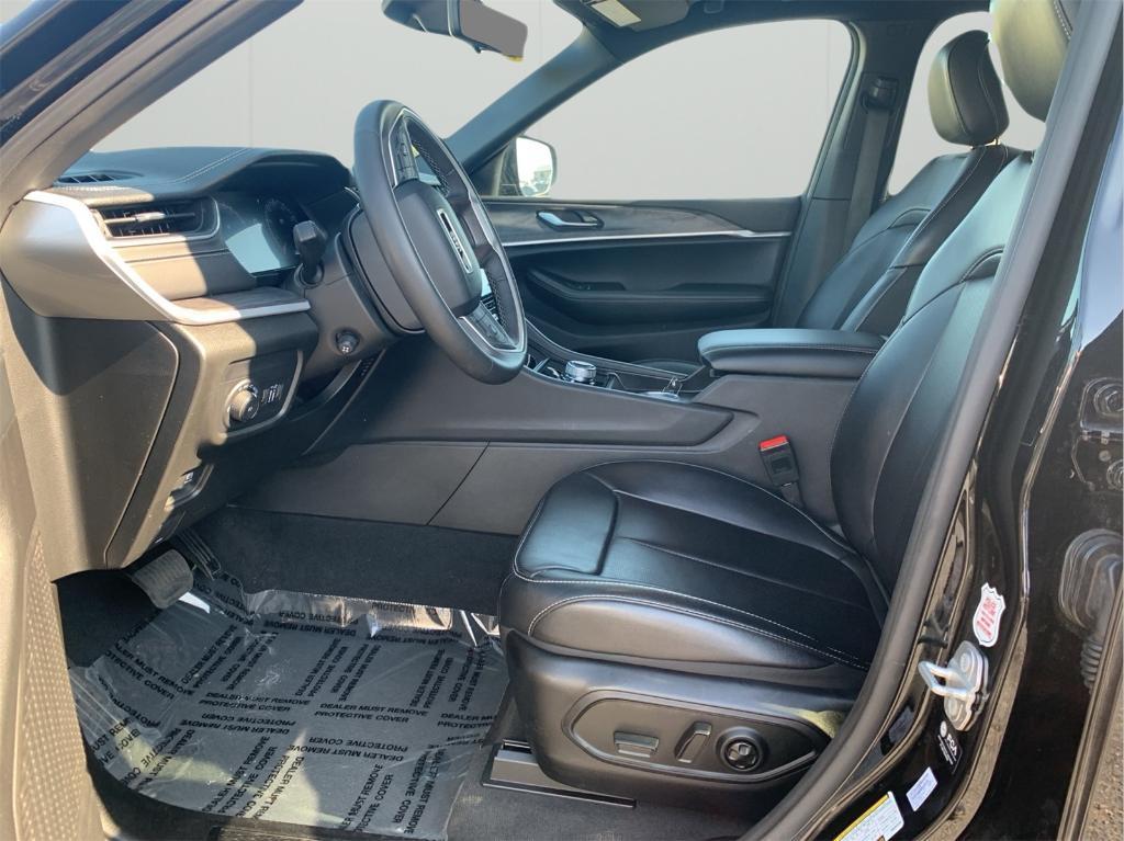 used 2024 Jeep Grand Cherokee L car, priced at $36,159