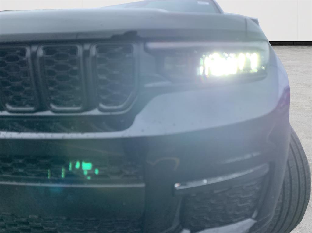 new 2025 Jeep Grand Cherokee L car, priced at $51,025