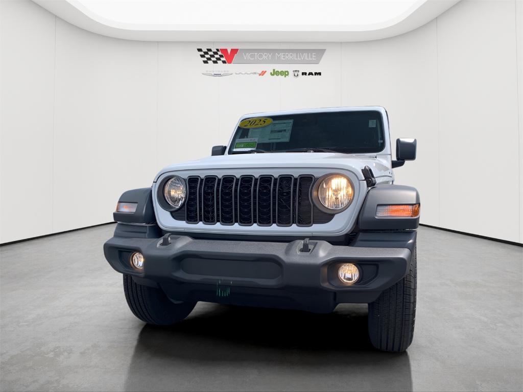 new 2025 Jeep Wrangler car, priced at $42,512