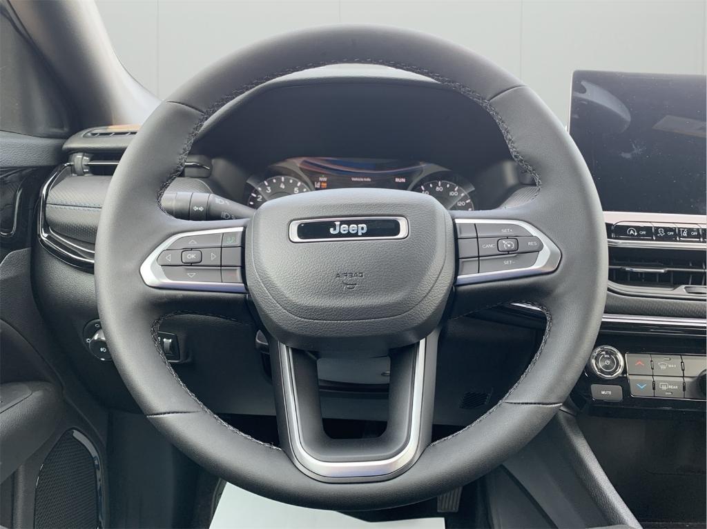 new 2025 Jeep Compass car, priced at $27,386