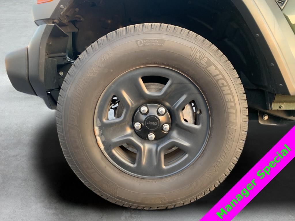 used 2021 Jeep Wrangler Unlimited car, priced at $22,193