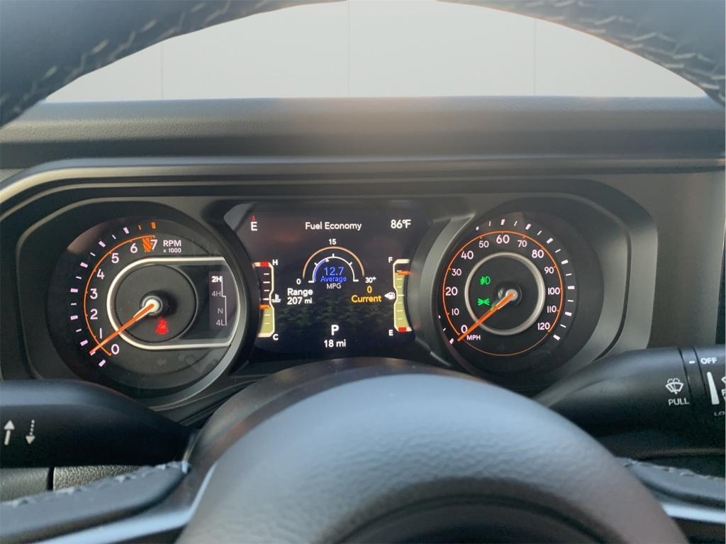new 2025 Jeep Gladiator car, priced at $43,290