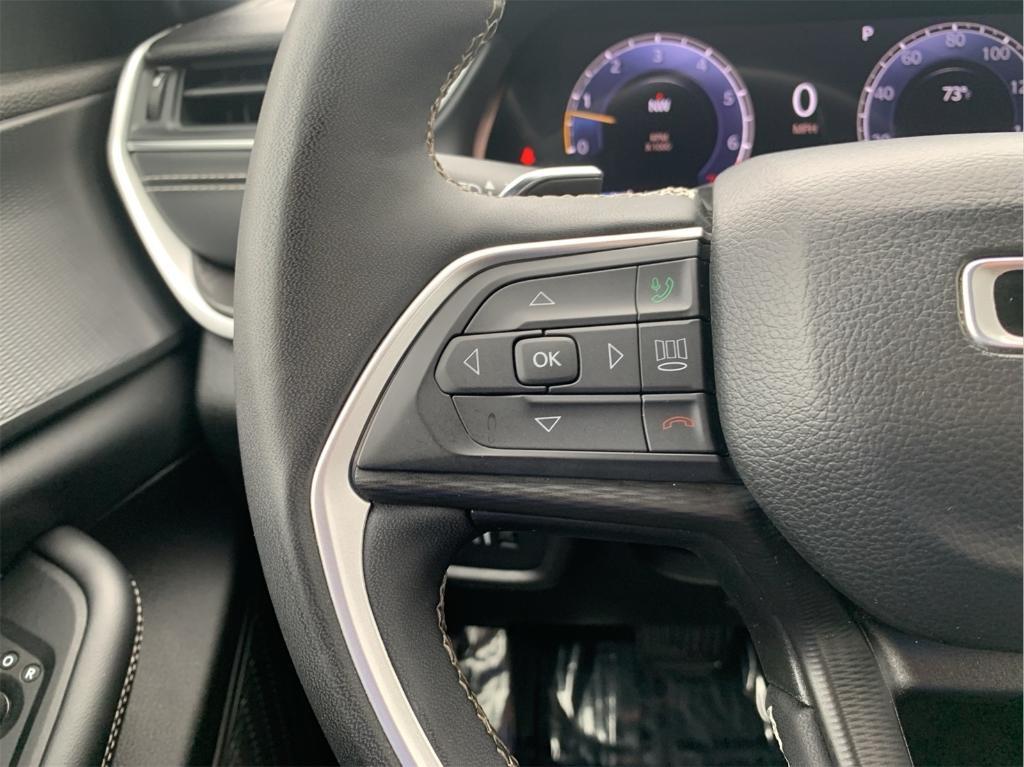 used 2024 Jeep Grand Cherokee car, priced at $32,527