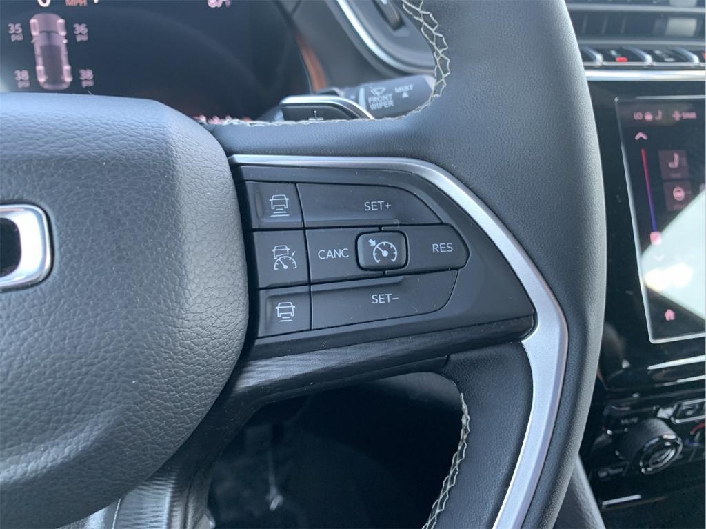 used 2024 Jeep Grand Cherokee car, priced at $31,520