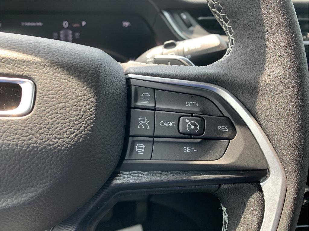 new 2025 Jeep Grand Cherokee car, priced at $39,314