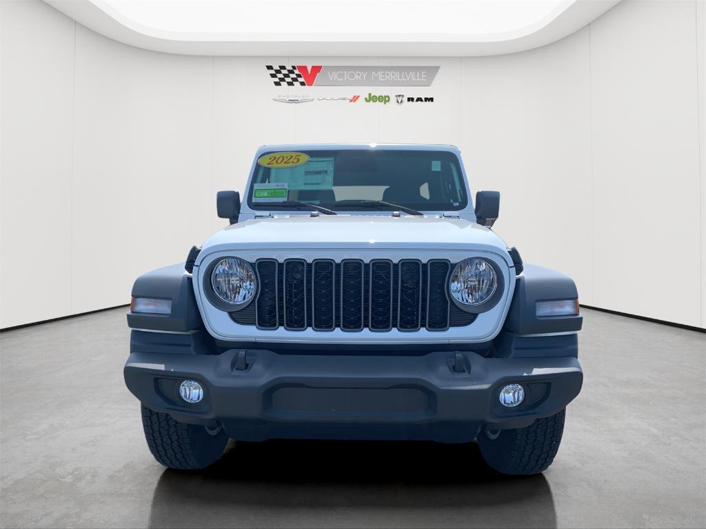 new 2025 Jeep Wrangler car, priced at $41,174