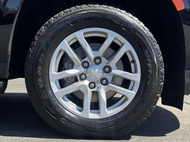used 2022 Chevrolet Suburban car, priced at $44,999