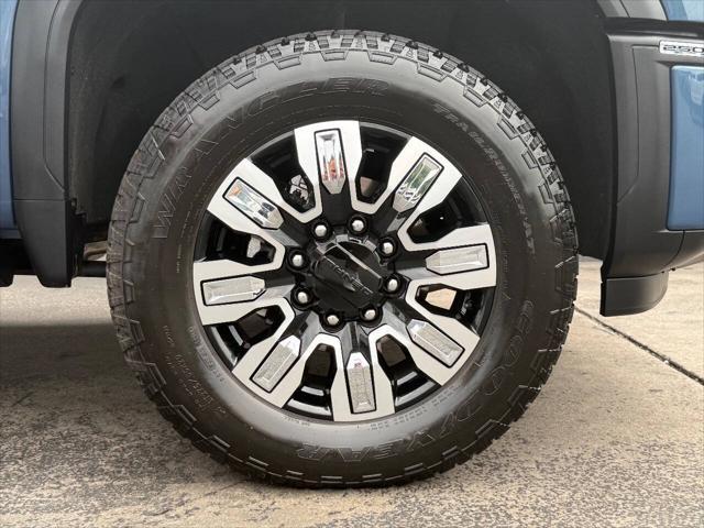 used 2025 GMC Sierra 2500 car, priced at $81,999