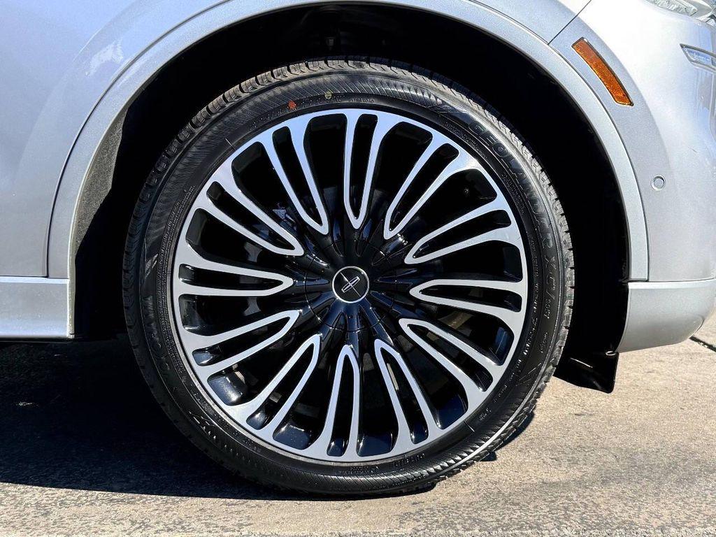 used 2020 Lincoln Aviator car