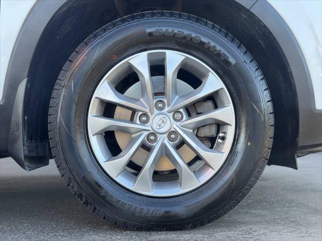 used 2020 Hyundai Santa Fe car, priced at $16,395