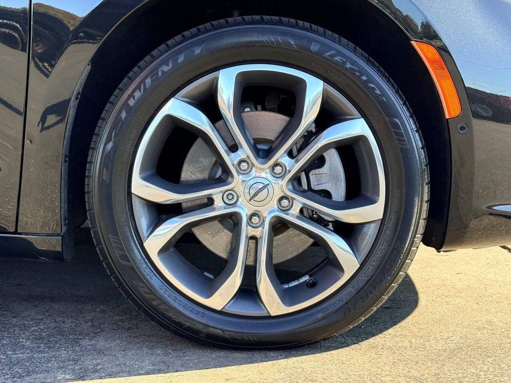 used 2021 Chrysler Pacifica car, priced at $38,999