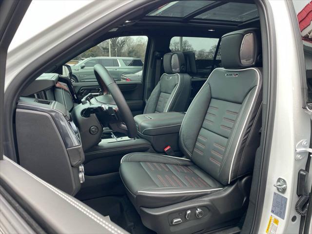 used 2025 GMC Yukon car, priced at $118,999