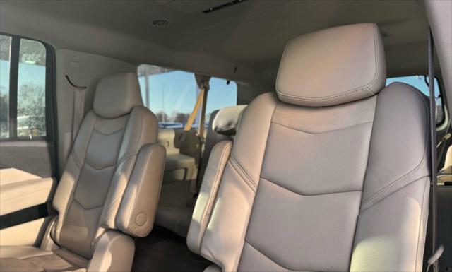 used 2019 Cadillac Escalade ESV car, priced at $42,999