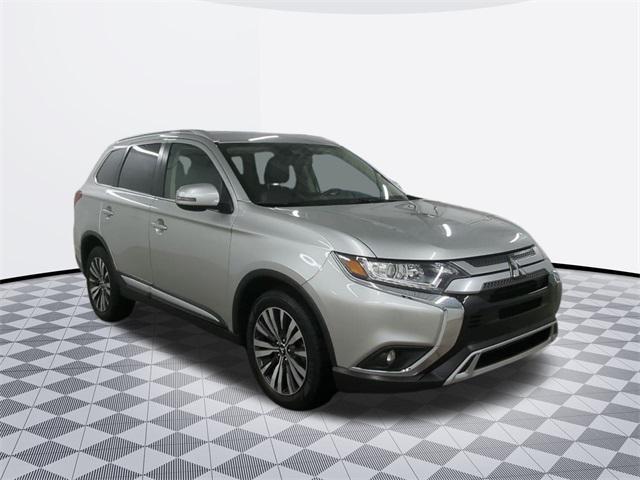 used 2020 Mitsubishi Outlander car, priced at $14,500