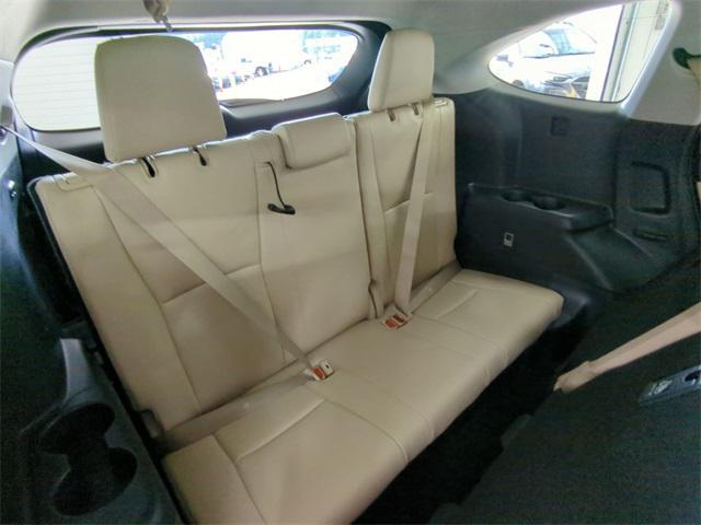 used 2022 Toyota Highlander car, priced at $32,500