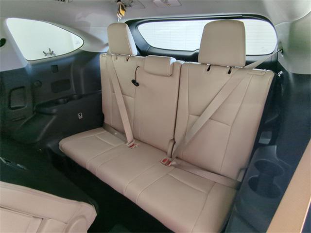 used 2022 Toyota Highlander car, priced at $32,500