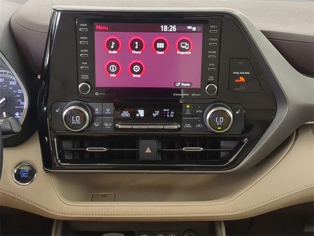 used 2022 Toyota Highlander car, priced at $32,500