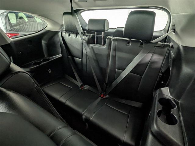 used 2022 Toyota Highlander car, priced at $35,500