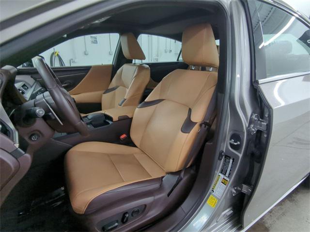 used 2021 Lexus ES 350 car, priced at $31,000