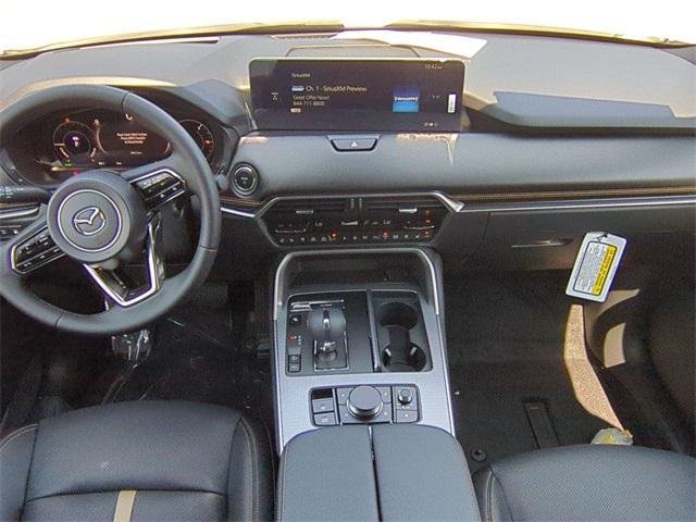 new 2025 Mazda CX-70 PHEV car, priced at $56,113
