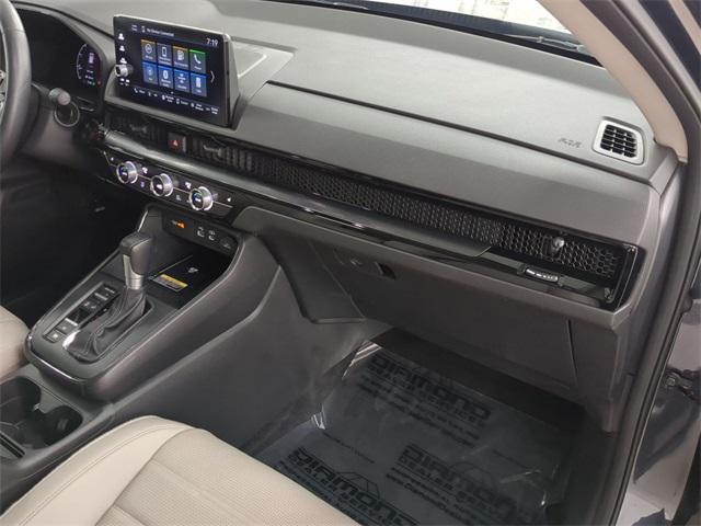 used 2023 Honda CR-V car, priced at $32,000