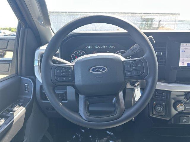 new 2025 Ford F-350 car, priced at $63,970