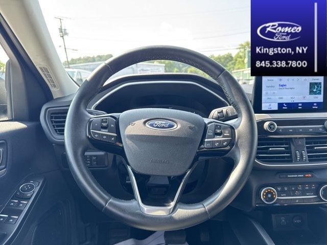 used 2022 Ford Escape car, priced at $18,995