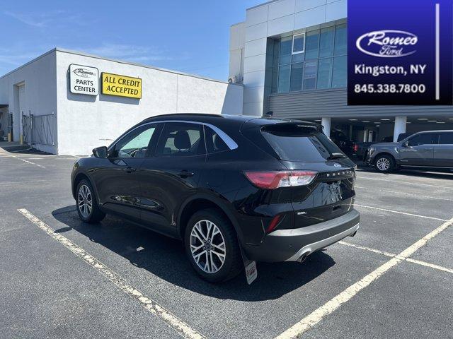 used 2022 Ford Escape car, priced at $25,995